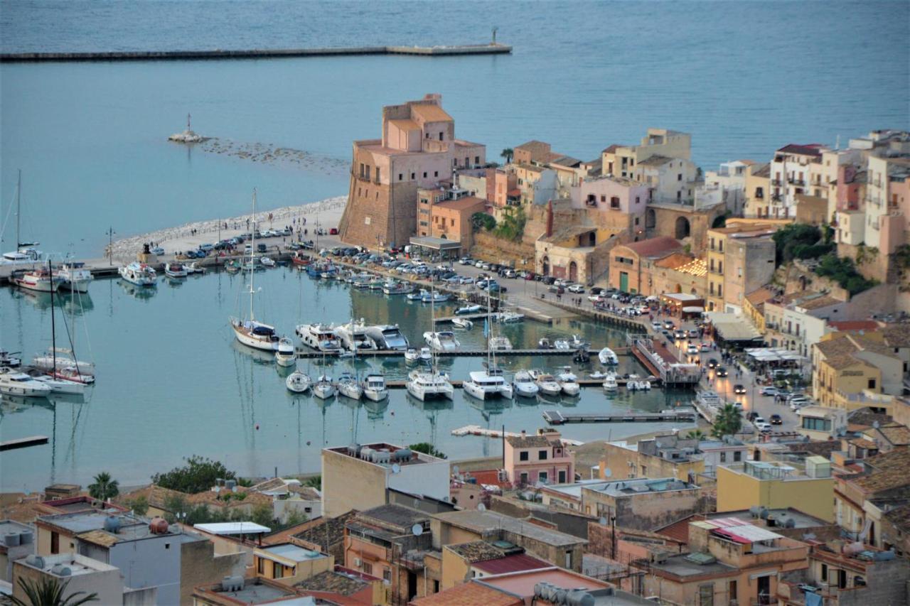 Il Girasole Del Centro Storico Villa Alcamo Exteriör bild